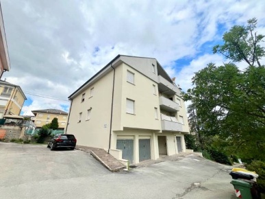 Foto Attico in VIA SERRALOGGIA 158, Fabriano Centro di 75 m² con 5 locali