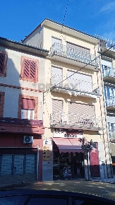 Foto Magazzino in via Mazzini 122, Viareggio Centro di 78 m² con 2 locali