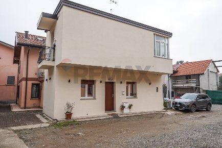 Foto Casa indipendente in VIA ROMA 30, Roncello di 78 m² con 2 locali