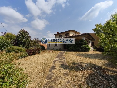 Foto Villa unifamiliare in Via Calini, Bedizzole San Vito di 283 m²