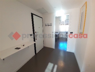 Foto Appartamento in Viale MONTE CENERI 74, Milano Certosa di 90 m²