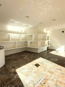 Foto Negozio in Corso Calatafimi 979, Palermo Calatafimi Alta di 124 m²
