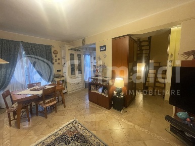 Foto Villa a schiera in Via torre bianca 1, Messina Torre Faro di 200 m²