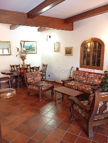 Foto Appartamento in Via Fuori Porta Sant' Anna 9, Ciciliano di 200 m²