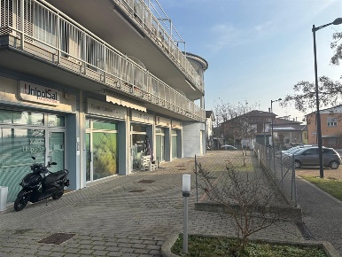 Foto Locale commerciale a Ravenna di 39 m² in vendita