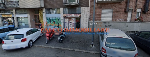 Foto Negozio in Largo Giambellino, Milano Giambellino di 35 m² con 1 locali