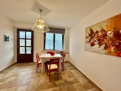 Foto Appartamento a Sovicille Rosia di 71 m² con 4 locali in vendita