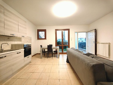 Foto Appartamento a Fucecchio Centro di 80 m² con 5 locali in vendita