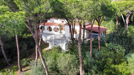 Foto Villa unifamiliare in Località Cala Bernardini, Pula di 190 m²