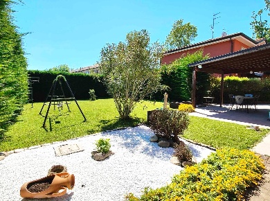 Foto Case semi ndipendenti in Via Copparo 337, Ferrara Baura - Correggio