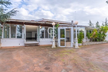 Foto Villa unifamiliare in Contrada Montegrosso snc, Andria di 630 m²