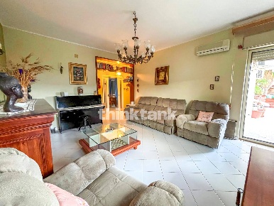 Foto Appartamento in Via Montesanvito, Siracusa Epipoli di 130 m²