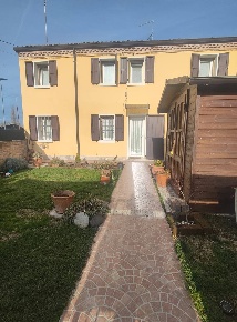 Foto Case semi ndipendenti in Via Penavara 143, Ferrara San Martino