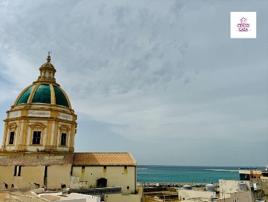 Foto Appartamento in via corallai, Trapani Centro di 100 m² con 4 locali