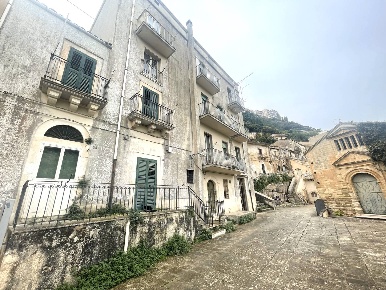 Foto Casa indipendente in corso mazzini, Ragusa Ibla di 70 m² con 4 locali