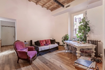 Foto Appartamento in Via Panisperna, Roma Monti di 70 m² con 2 locali