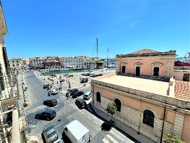 Foto Appartamento in via malta, Siracusa Umberto - Ermocrate di 90 m²