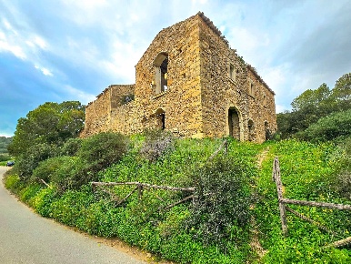 Foto Rustico in Strada per Vittoria, Vittoria di 330 m² con 10 locali
