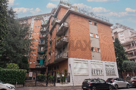 Foto Appartamento in Via Tito Vignoli 46, Milano Giambellino di 57 m²