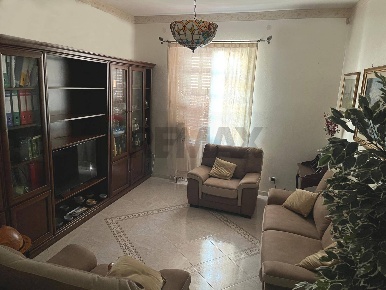 Foto Appartamento in Via Filippo De Lignamine 22, Palermo Noce di 79 m²