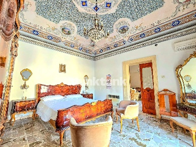 Foto Appartamento in via Campailla 12, Modica Modica Bassa di 186 m²