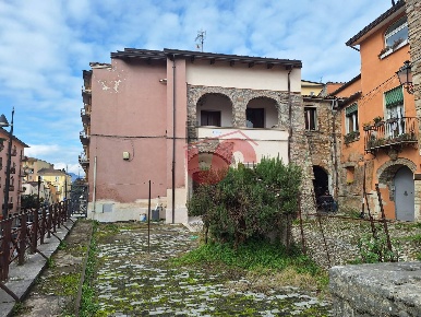 Foto Appartamento in Via Bagni, Benevento Centro Storico di 70 m²