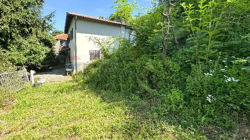 Foto Casa indipendente in Via Ponte 16, Serra Riccò Pedemonte di 227 m²