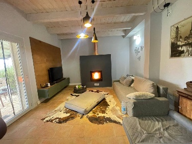 Foto Villa unifamiliare a Massa Marittima Centro di 268 m² con 6 locali