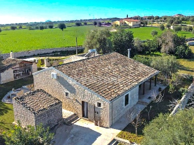 Foto Villa unifamiliare in strada provinciale 28, Modica San Vito di 245 m²