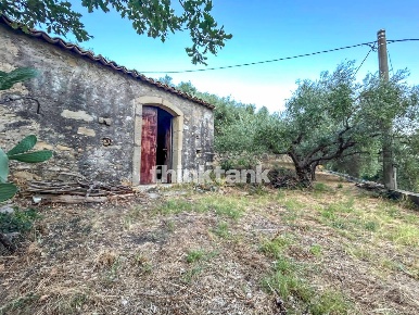 Foto Rustico a Piedimonte Etneo di 80 m² con 1 locali in vendita