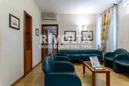 Foto Appartamento in Via Domenico Chelini, Roma Euclide di 165 m²