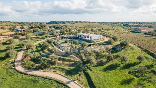 Foto Villa unifamiliare in sp11, Noto di 300 m² con 7 locali in vendita