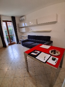 Foto Villa a schiera in Via Ingrillini, Lucca San Concordio di 100 m²