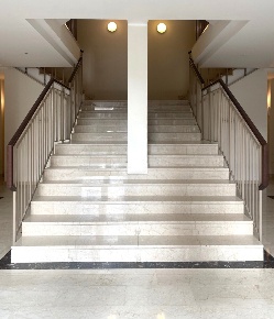 Foto Appartamento in Via XX Settembre 5, Como Borghi di 110 m² con 5 locali