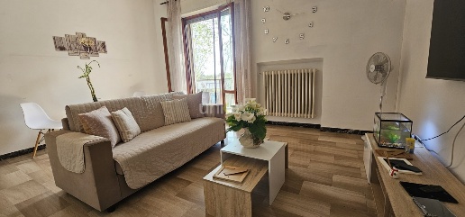 Foto Appartamento in Viale Giuseppe Verdi snc, Jesi di 130 m² con 6 locali