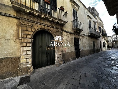 Foto Appartamento in antonio galateo 57, Lecce Centro Storico di 276 m²