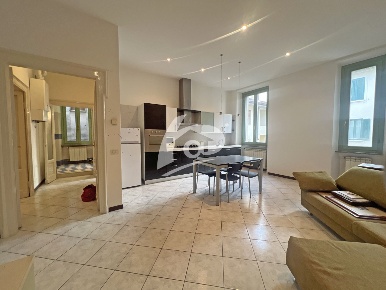 Foto Appartamento in via Garibaldi 45, Laveno-Mombello Laveno di 80 m²