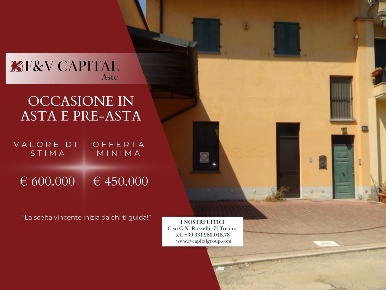 Foto Ufficio in Via Ambrogio Binda, Milano Barona di 458 m² con 4 locali