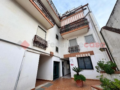 Foto Appartamento in Via TRIESTE 100, Monteiasi di 75 m² con 3 locali