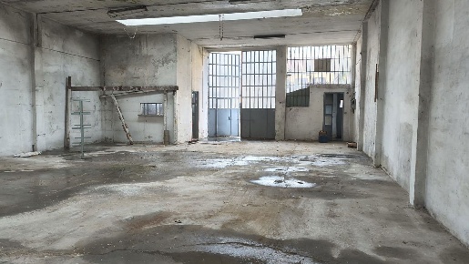 Foto Capannone industriale in Via Somalia 12, Torino di 400 m² con 1 locali