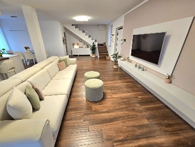 Foto Appartamento in Via padre turoldo 58, Inzago Centro di 180 m²