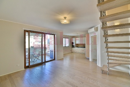 Foto Appartamento in Via Giovanni XXIII 9, Carimate Centro di 79 m²