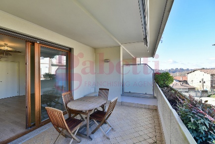 Foto Appartamento in Via Giovanni XXIII 9, Carimate Centro di 79 m²