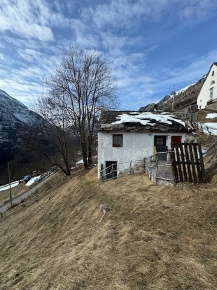 Foto Baita in Via Frazione Bugliaga -, Trasquera di 60 m² con 3 locali