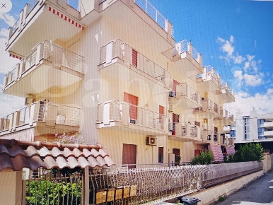 Foto Appartamento in Via Cornelio Tacito 41, Aversa di 70 m² con 3 locali