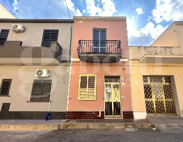 Foto Casa indipendente in Via maestro falbo 86, Avola Centro di 77 m²