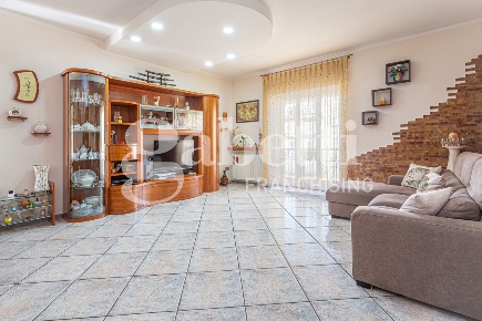 Foto Appartamento in Mediterraneo, Marano di Napoli Centro di 105 m²