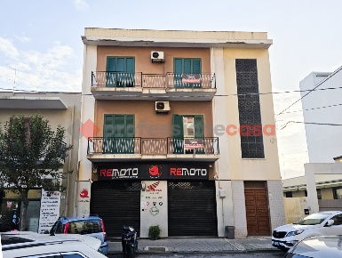 Foto Appartamento in Via Colonnello Magistri 58, Milazzo Centro di 400 m²