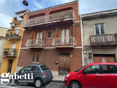 Foto Casa indipendente in Via N.Gatto Ceraolo 74, Patti Centro di 124 m²