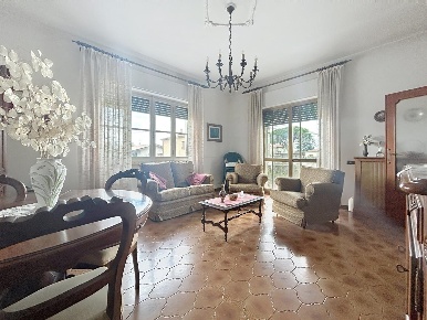 Foto Villa bifamiliare a San Giuliano Terme Pontasserchio, Pappiana